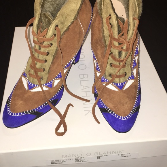 Manolo Blahnik Shoes - Manolo Blahnik Eskima Booties 8